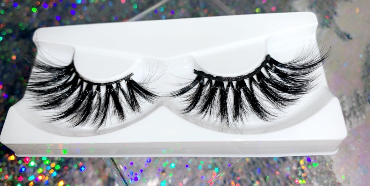 Reign Lash