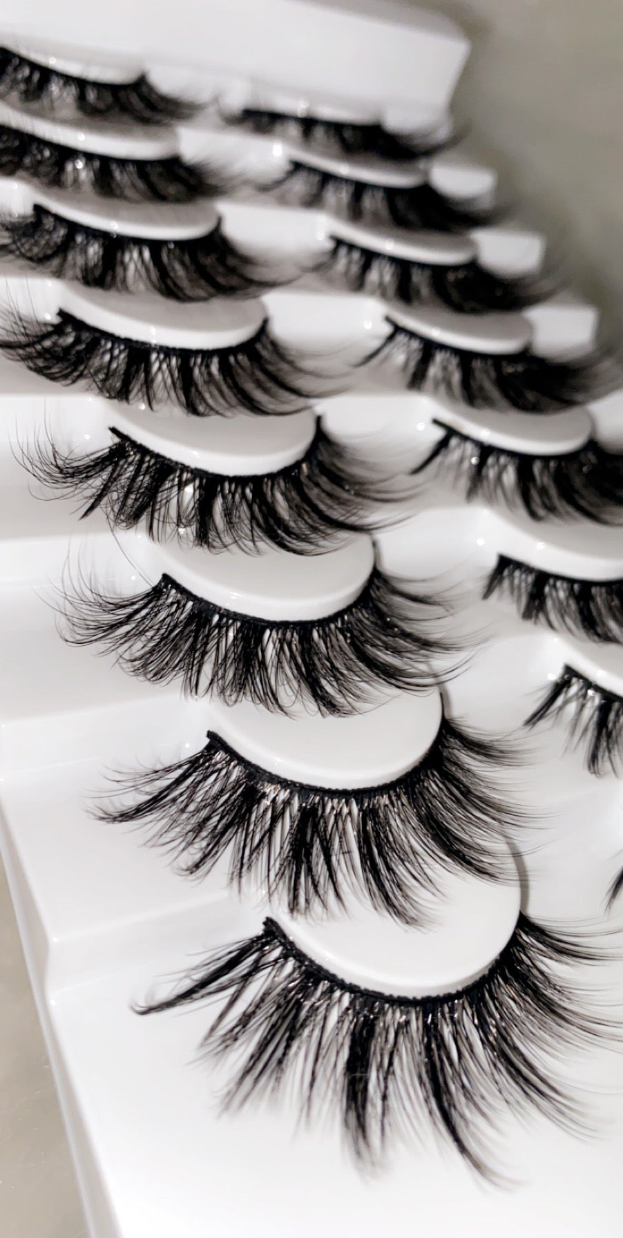 Livre sur les cils de Vénus